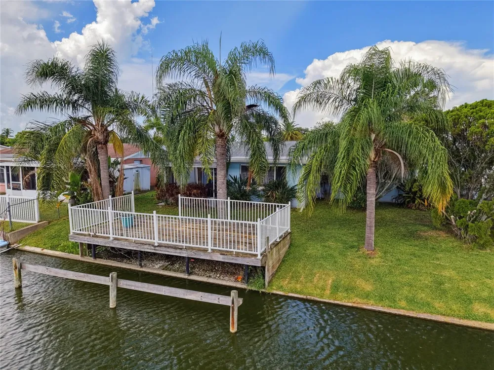 2228 SOCIETY DRIVE Holiday, FL 34691