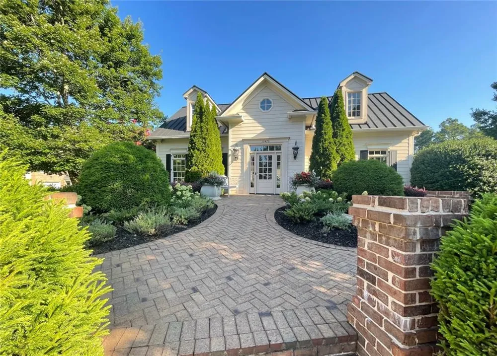 6036 Coldwater Point Johns Creek, GA 30097