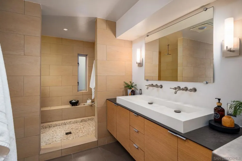2144 Cordero Rd Del Mar, CA 92014