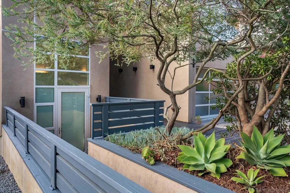 2144 Cordero Rd Del Mar, CA 92014