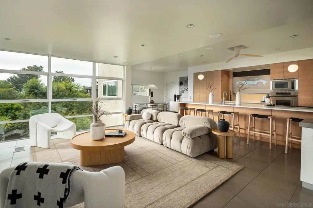 2144 Cordero Rd Del Mar, CA 92014