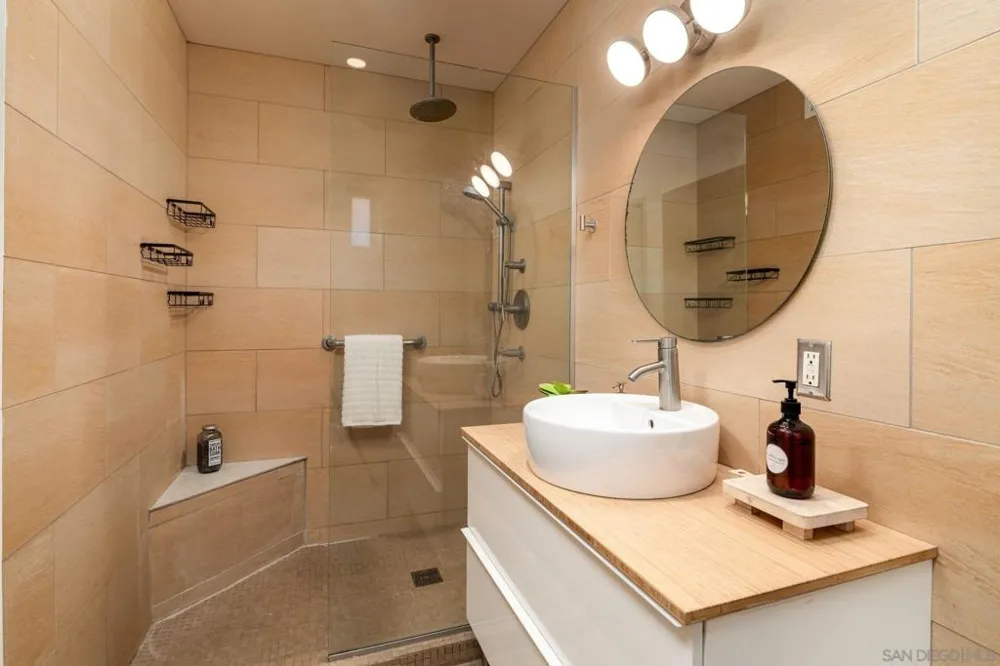2144 Cordero Rd Del Mar, CA 92014