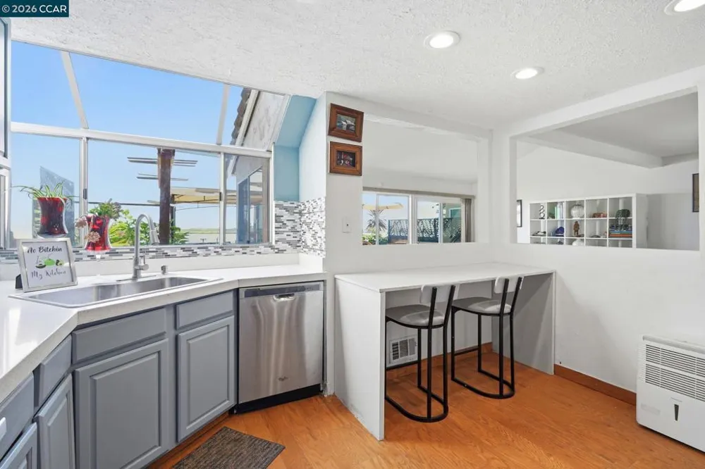 46 Edgewater Pl Pittsburg, CA 94565