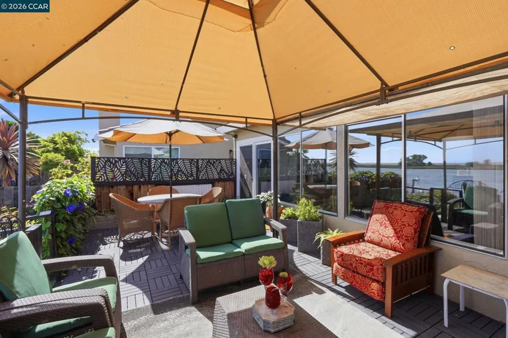 46 Edgewater Pl Pittsburg, CA 94565