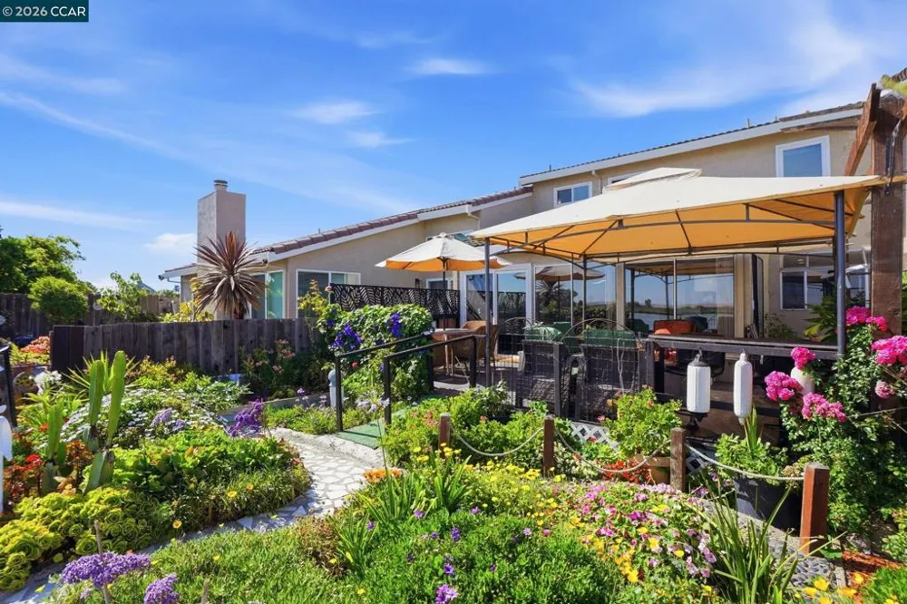 46 Edgewater Pl Pittsburg, CA 94565