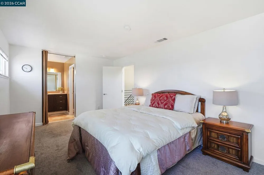 46 Edgewater Pl Pittsburg, CA 94565