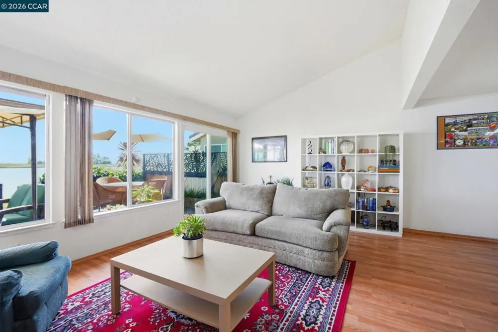 46 Edgewater Pl Pittsburg, CA 94565