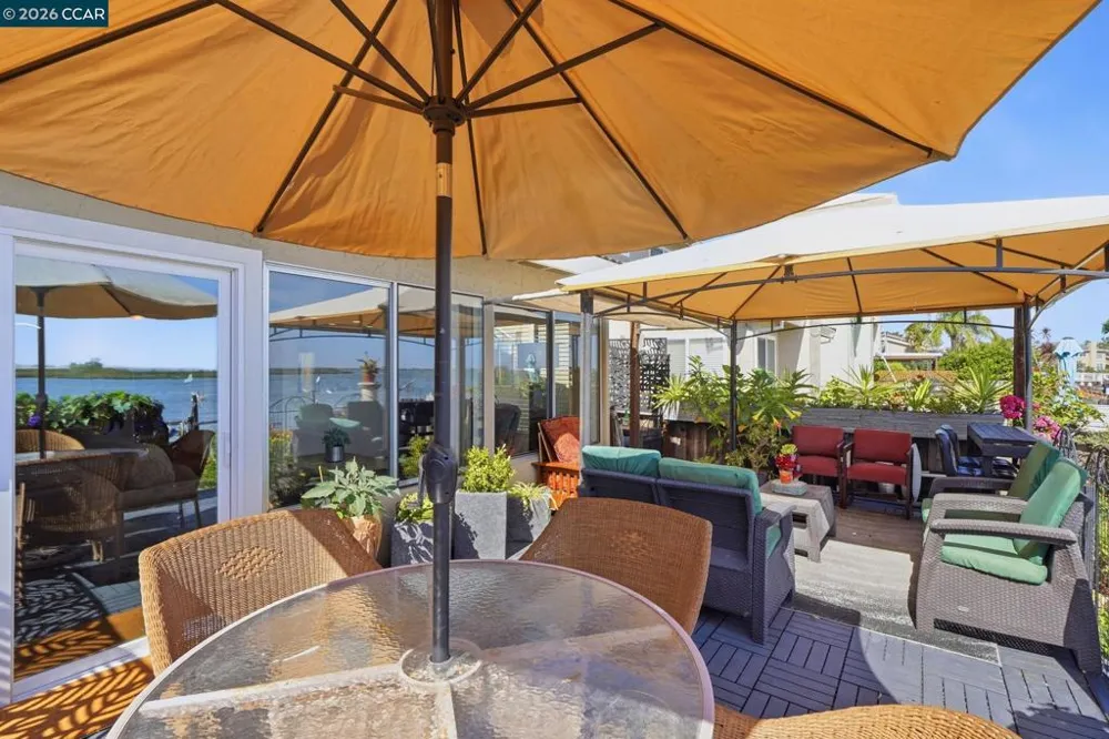 46 Edgewater Pl Pittsburg, CA 94565