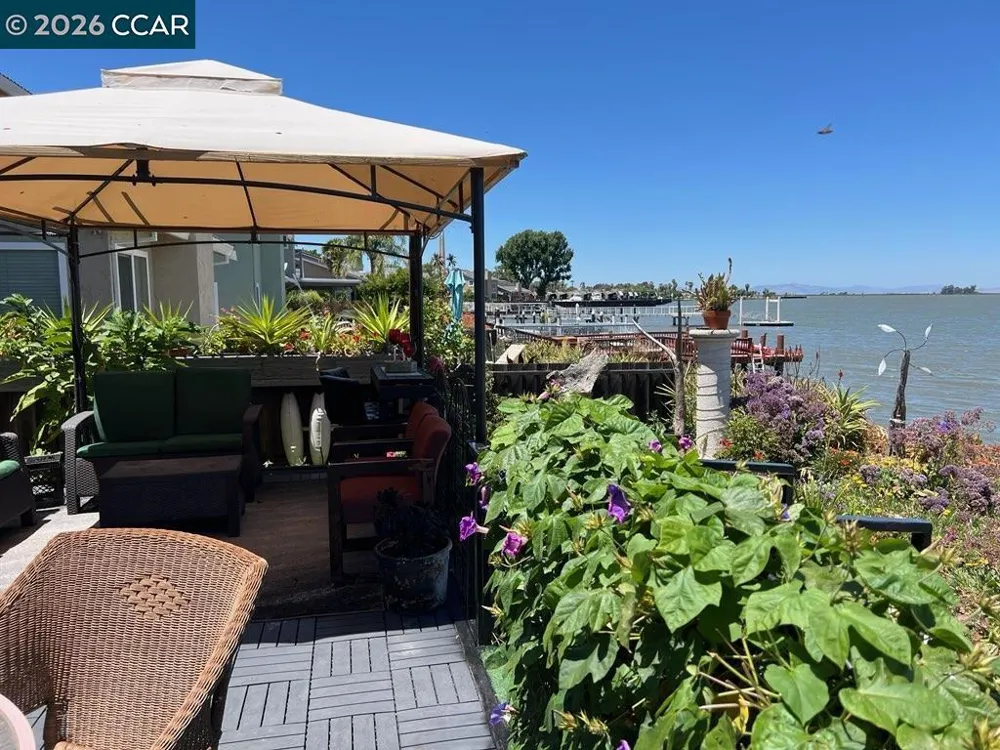 46 Edgewater Pl Pittsburg, CA 94565