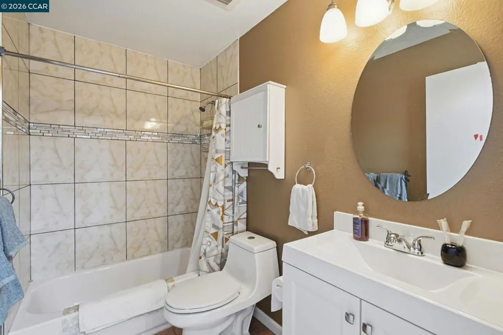 46 Edgewater Pl Pittsburg, CA 94565