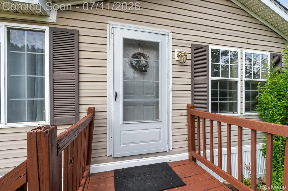 2785 Mulberry Dr Clarkston City, MI 48348
