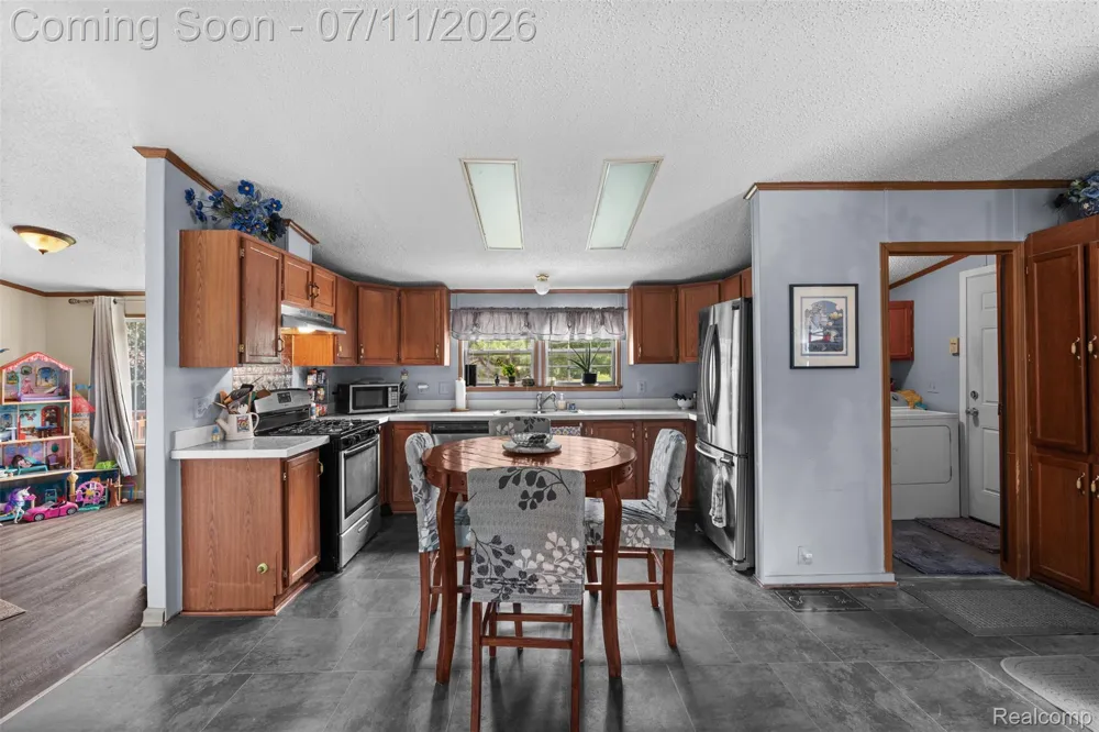 2785 Mulberry Dr Clarkston City, MI 48348