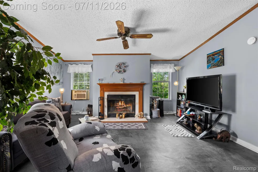 2785 Mulberry Dr Clarkston City, MI 48348
