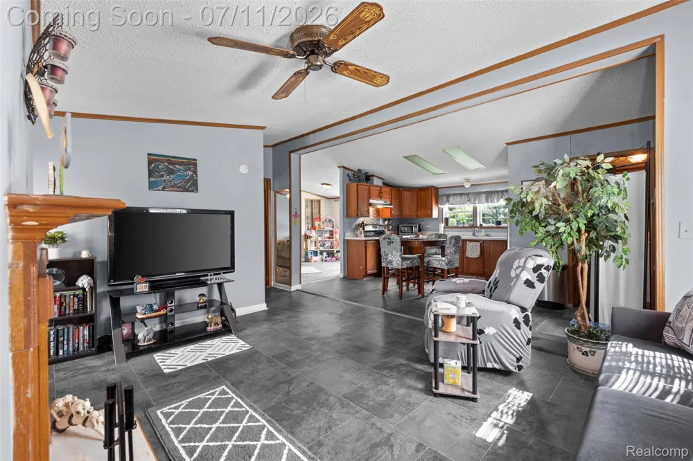 2785 Mulberry Dr Clarkston City, MI 48348