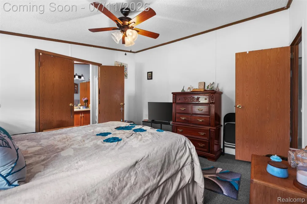 2785 Mulberry Dr Clarkston City, MI 48348