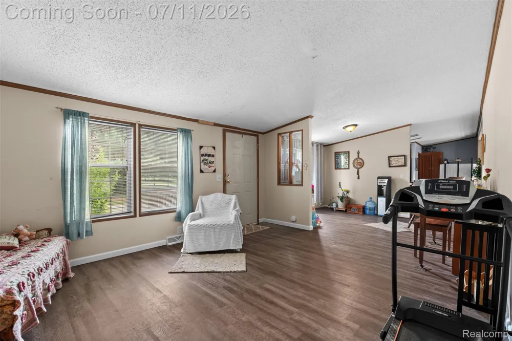 2785 Mulberry Dr Clarkston City, MI 48348