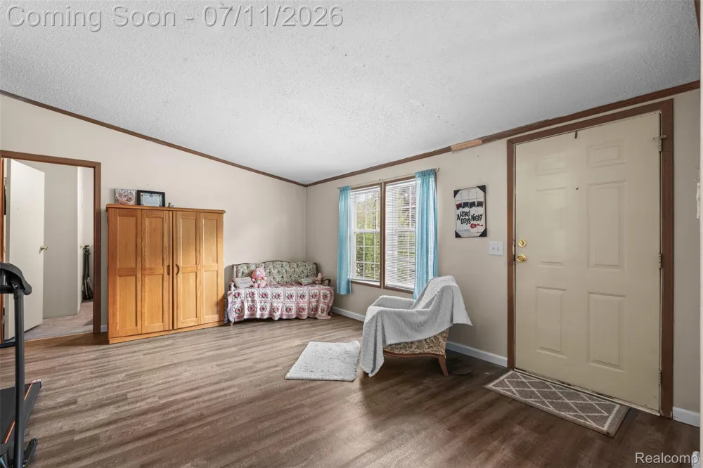2785 Mulberry Dr Clarkston City, MI 48348