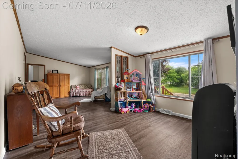 2785 Mulberry Dr Clarkston City, MI 48348