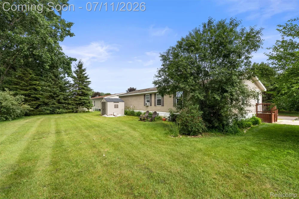 2785 Mulberry Dr Clarkston City, MI 48348