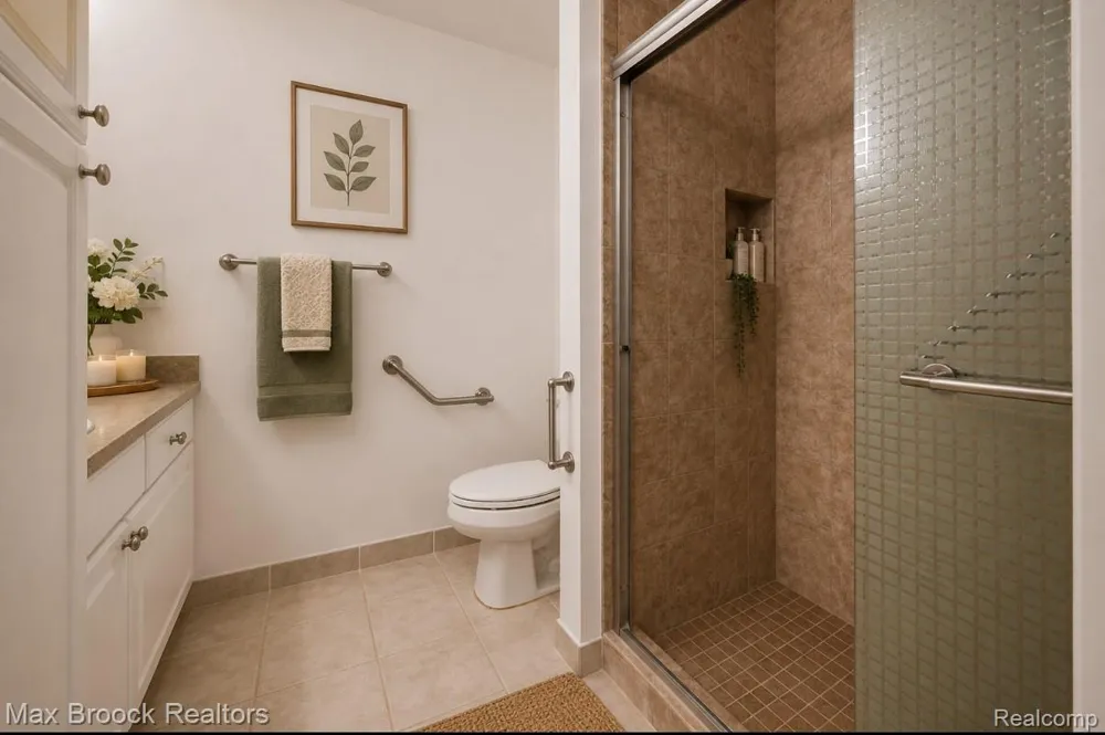 1102 Abigail Court Commerce Charter Township, MI 48390