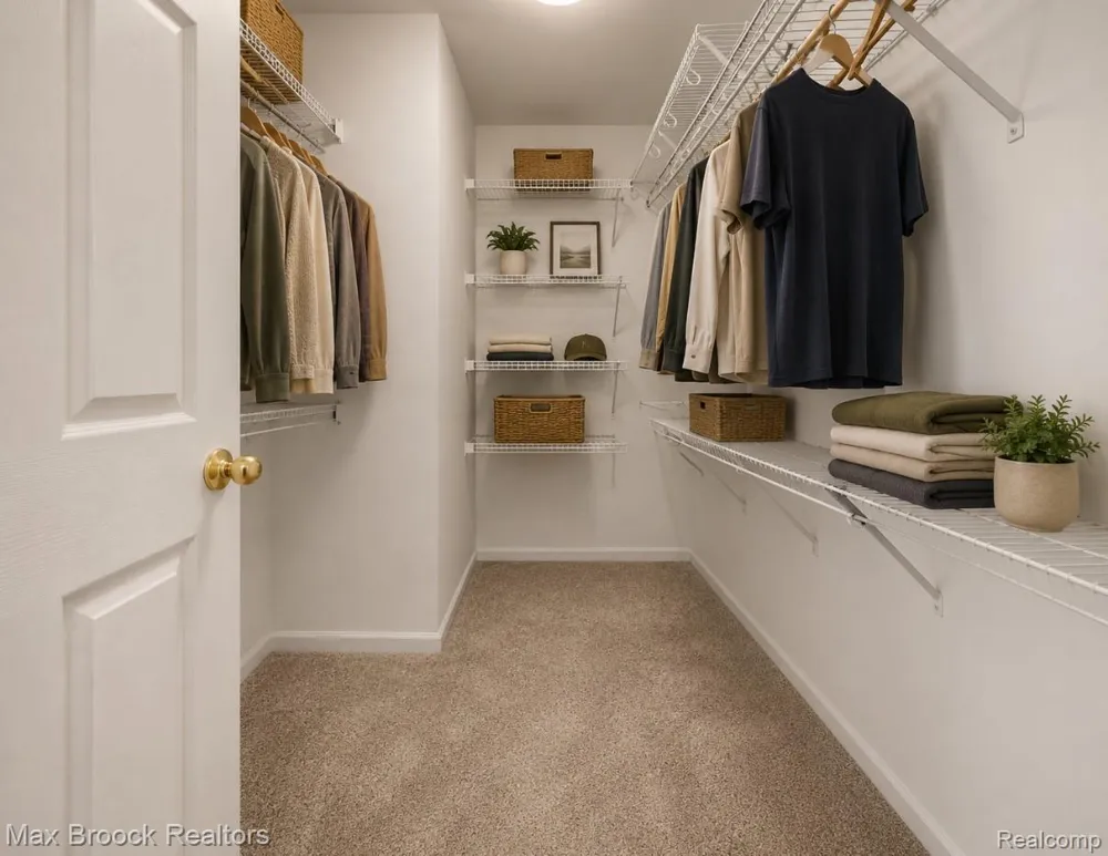 1102 Abigail Court Commerce Charter Township, MI 48390