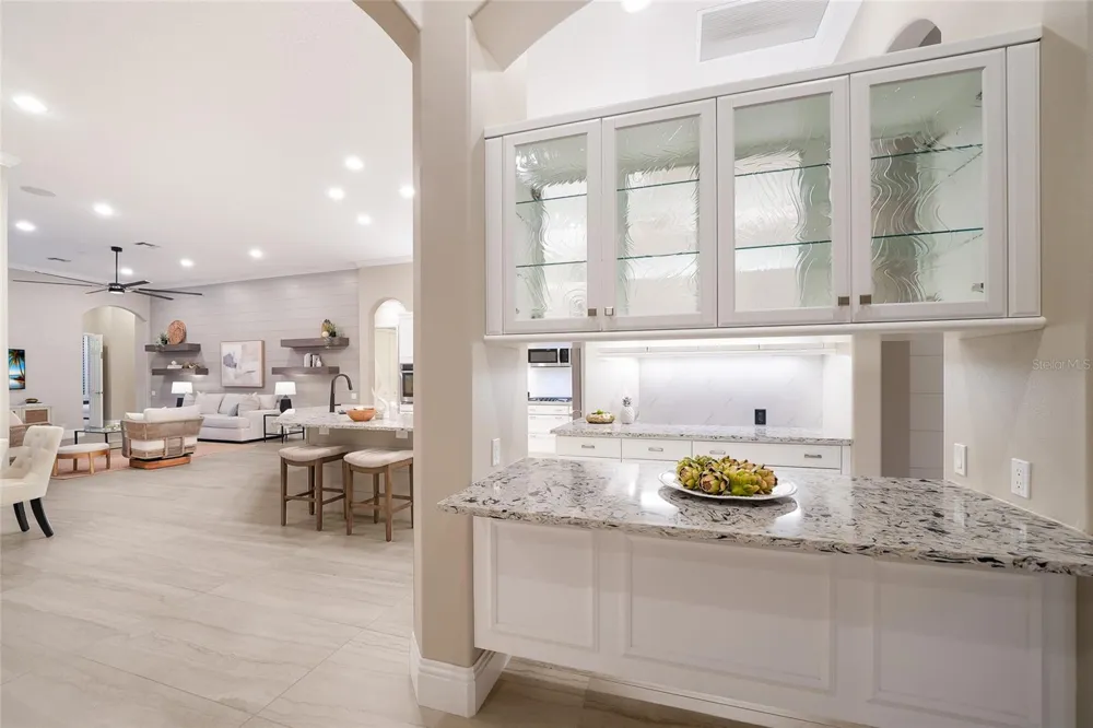 8122 LONE TREE GLEN Lakewood Ranch, FL 34202