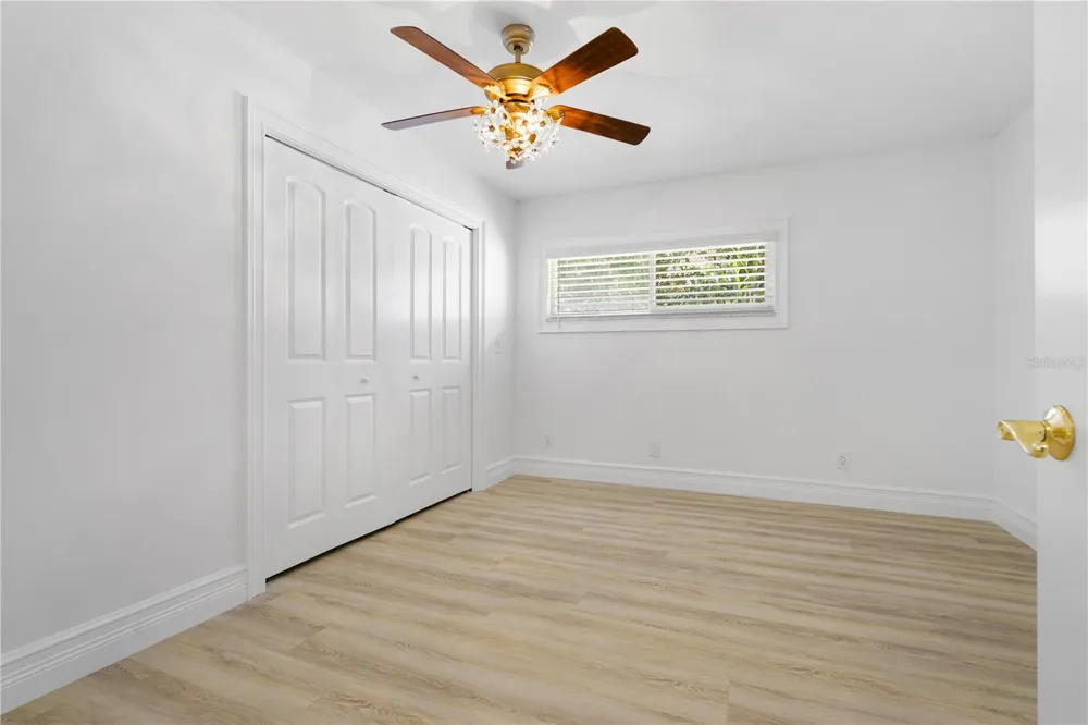 3924 VERSAILLES DRIVE Tampa, FL 33634