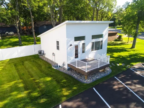 4864 County Road 42 NE ##11