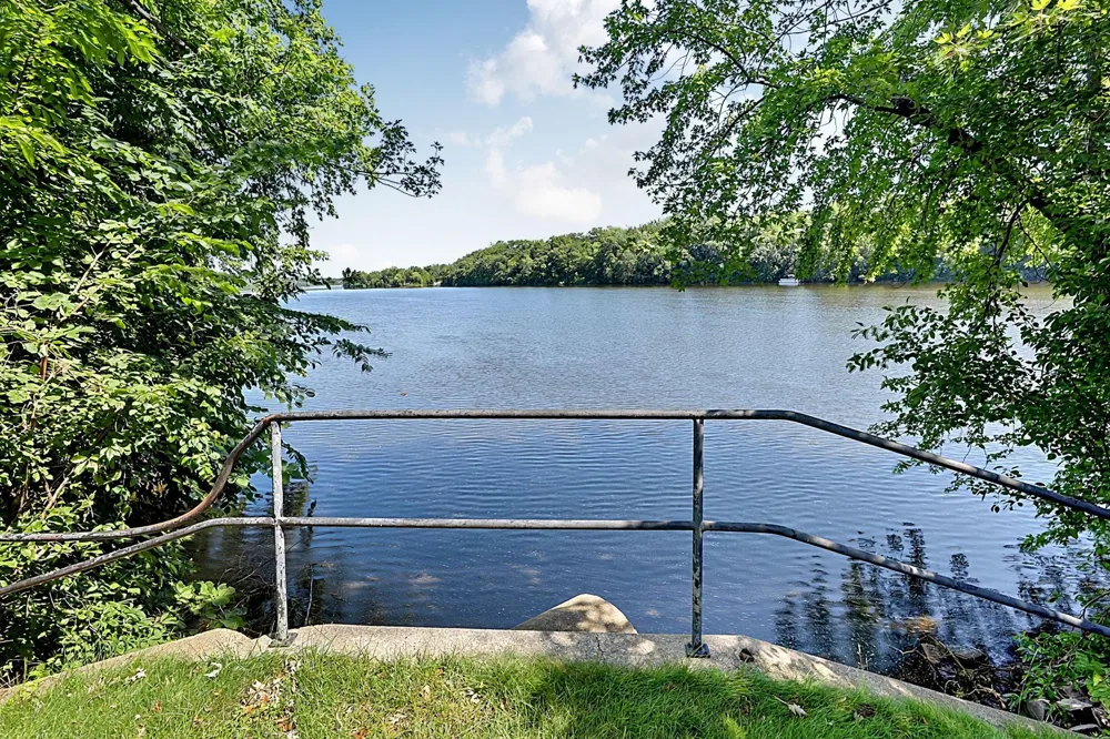 230 5th Avenue #C5 Saint Cloud, MN 56303