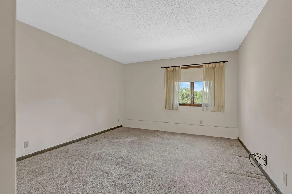230 5th Avenue #C5 Saint Cloud, MN 56303