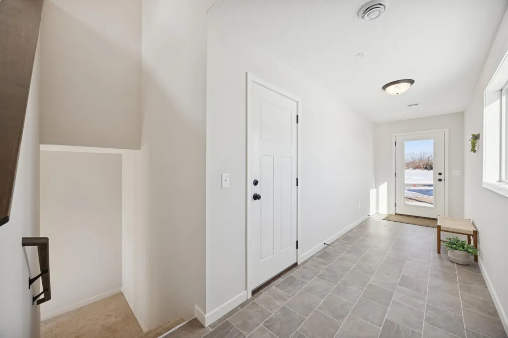1106 45th Avenue NE Saint Cloud, MN 56304