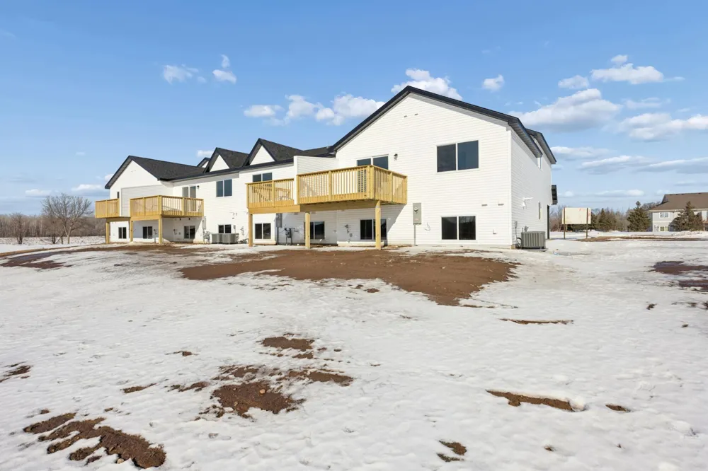 1102 45th Avenue NE Saint Cloud, MN 56304
