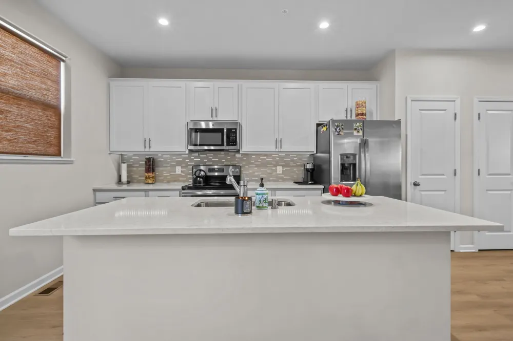 2215 Gateway Hill Road North Saint Paul, MN 55109