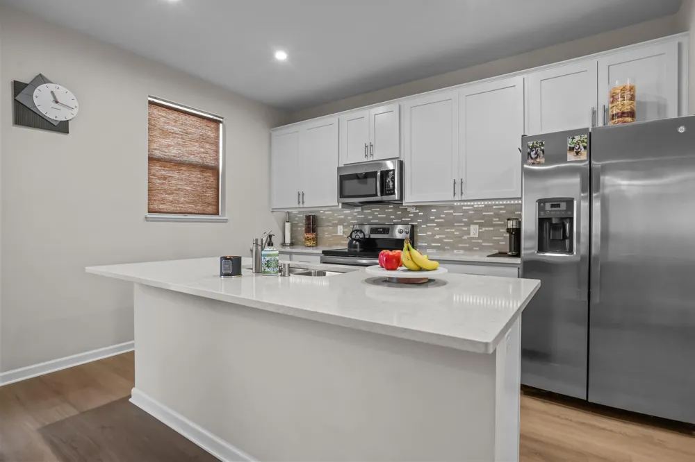2215 Gateway Hill Road North Saint Paul, MN 55109