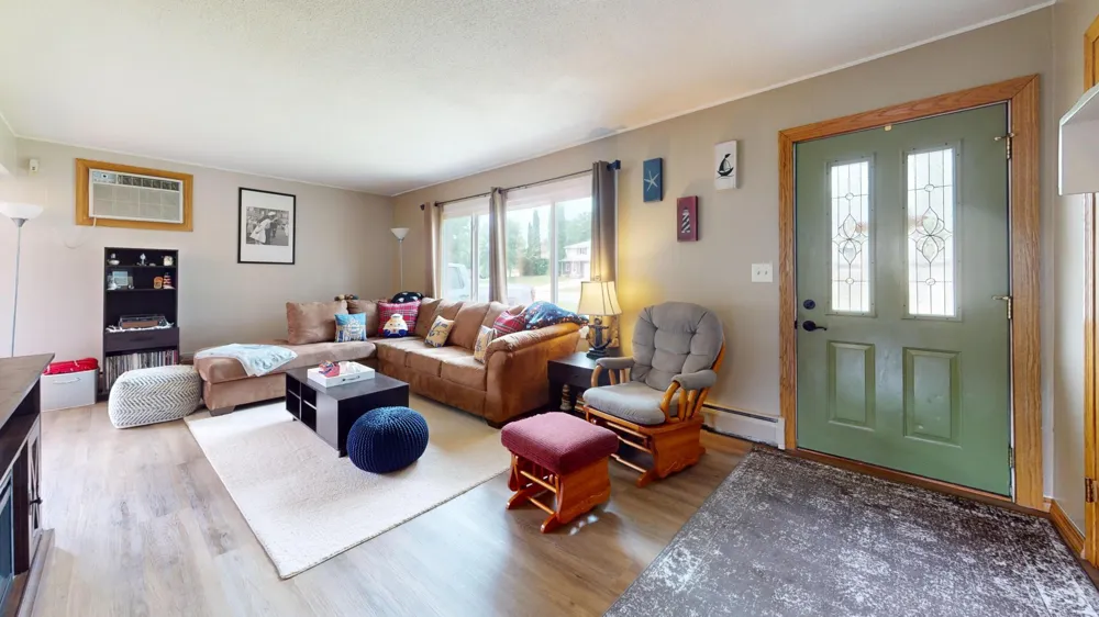 1153 Rossman Avenue Detroit Lakes, MN 56501