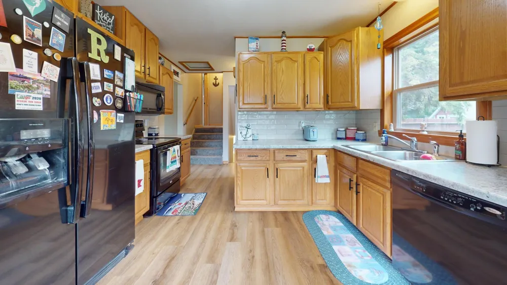 1153 Rossman Avenue Detroit Lakes, MN 56501