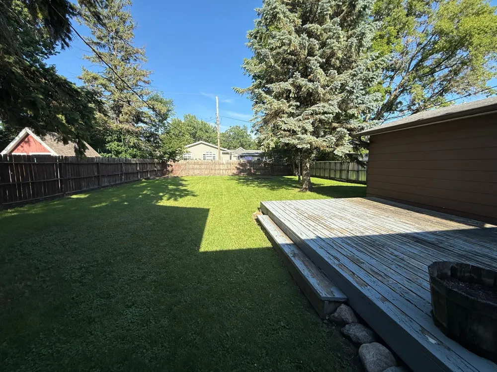 1153 Rossman Avenue Detroit Lakes, MN 56501