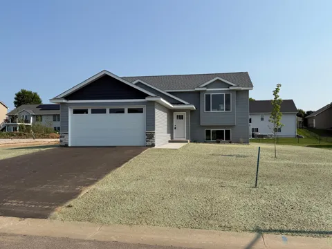1625 Squirrel Way
