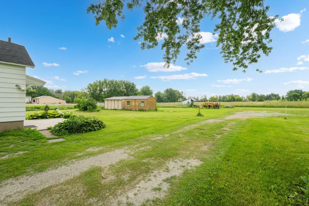55570 State Highway 56 West Concord, MN 55985