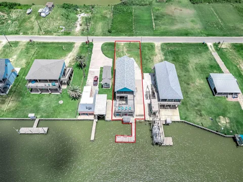 957 Private Road 675