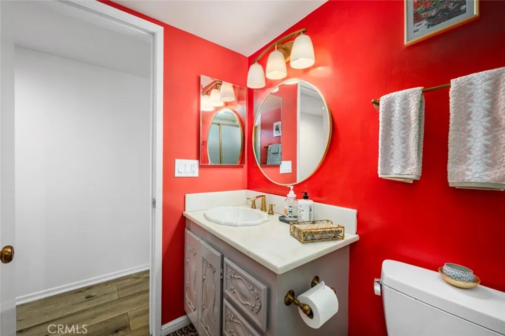 11261 Kensington Rossmoor, CA 90720