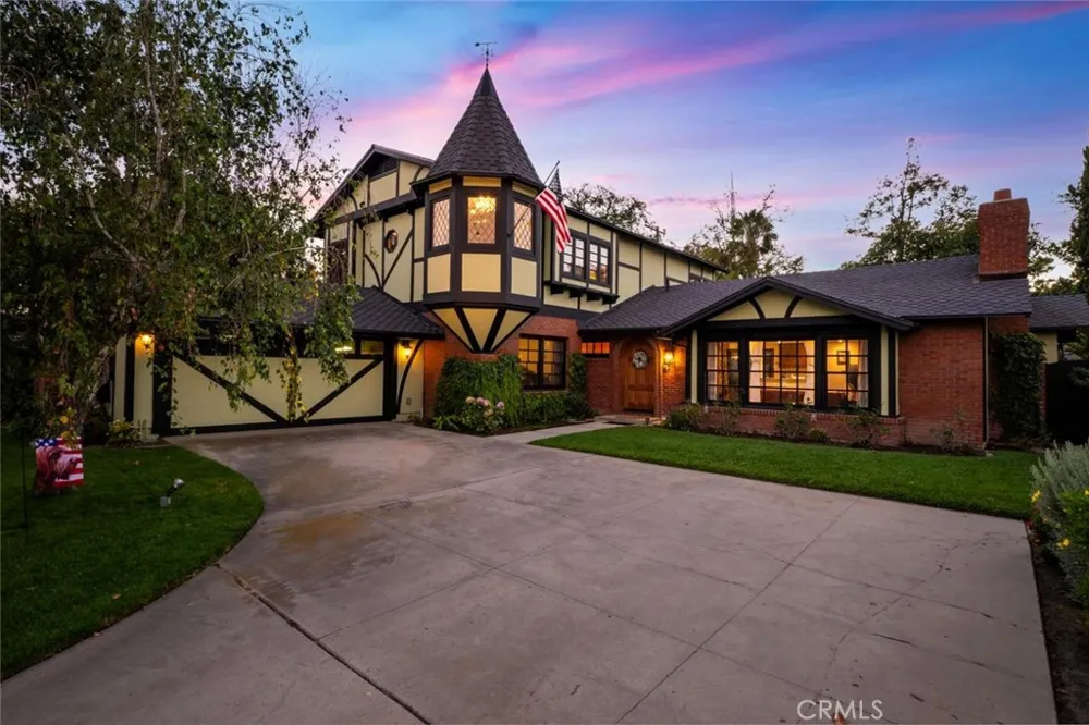 11261 Kensington Rossmoor, CA 90720