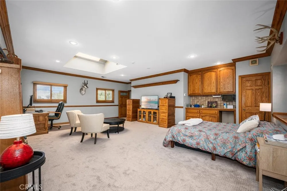 11261 Kensington Rossmoor, CA 90720