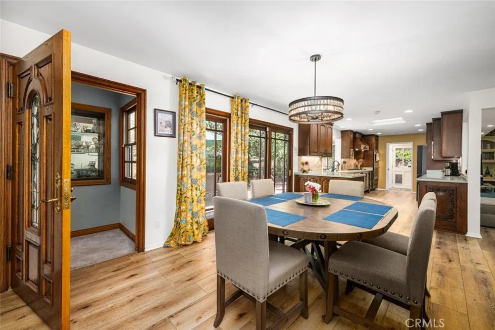 11261 Kensington Rossmoor, CA 90720