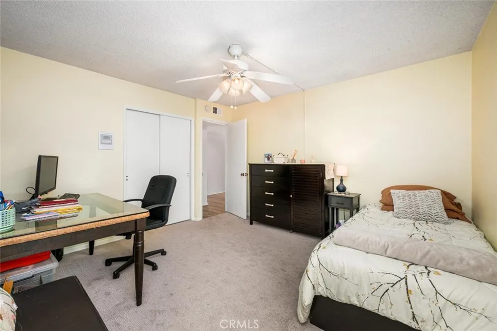 11261 Kensington Rossmoor, CA 90720