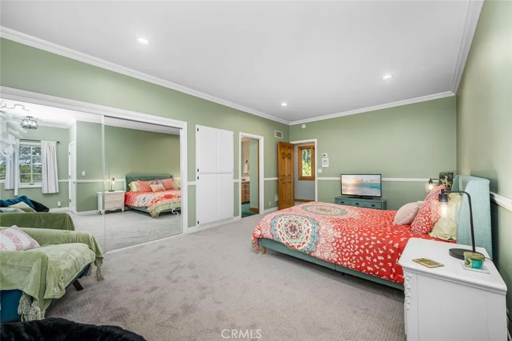 11261 Kensington Rossmoor, CA 90720
