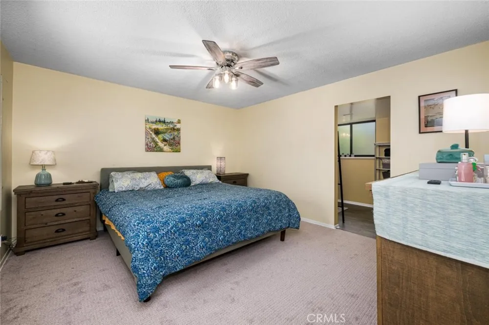11261 Kensington Rossmoor, CA 90720