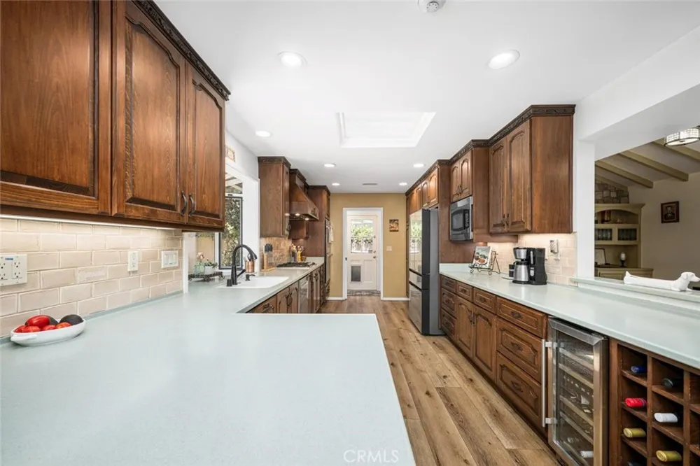 11261 Kensington Rossmoor, CA 90720