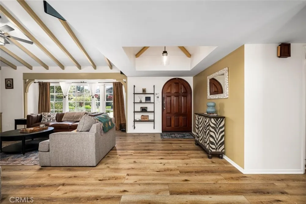 11261 Kensington Rossmoor, CA 90720