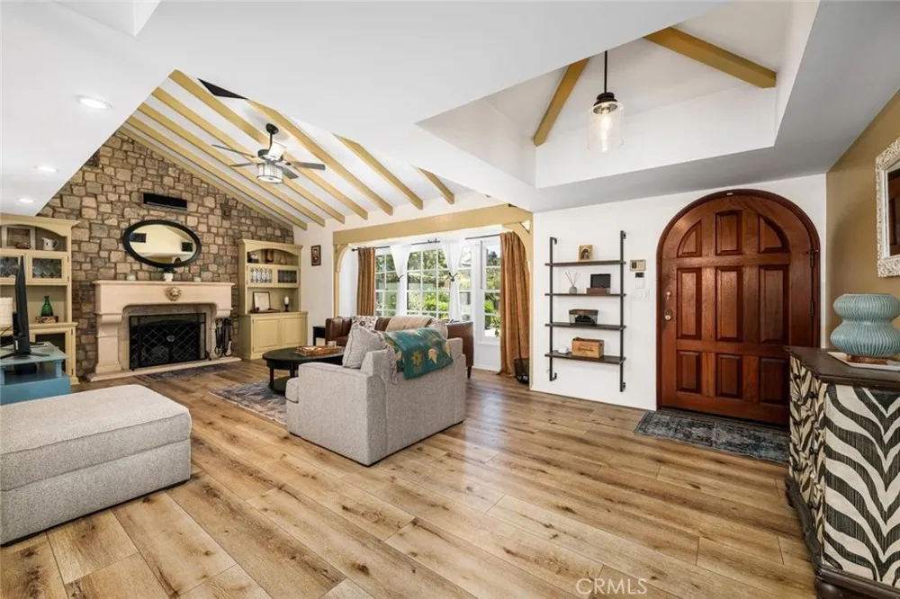 11261 Kensington Rossmoor, CA 90720